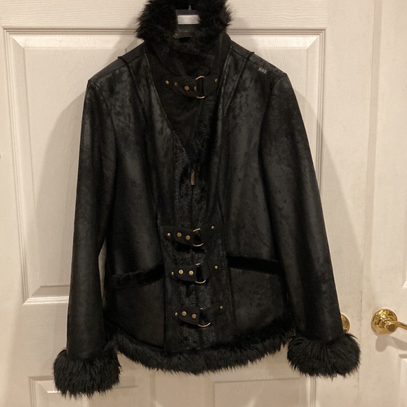 Skea, a luxury skiwear and lifestyle brand, size 10 women’s jacket. - Picture 7 of 16